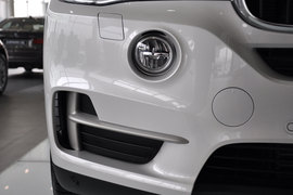 全新宝马X5到店实拍