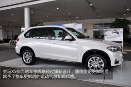 全新宝马X5到店实拍