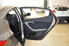 2012款现代朗动1.6L