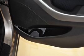 2012款现代朗动1.6L