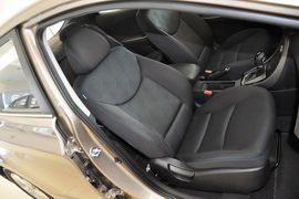2012款现代朗动1.6L