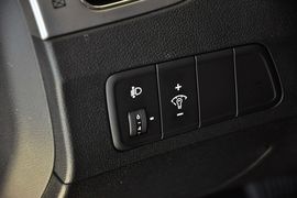 2012款现代朗动1.6L