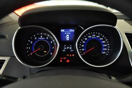 2012款现代朗动1.6L