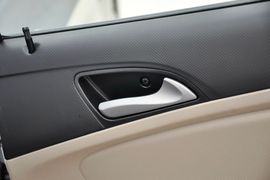 2014款现代瑞纳三厢1.4L手动时尚型GS