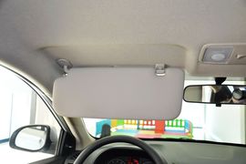 2014款现代瑞纳三厢1.4L手动时尚型GS