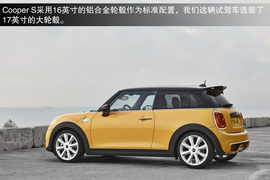 海外试驾全新MiniCooper