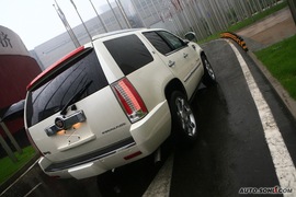 2009款凯雷德Hybrid试驾