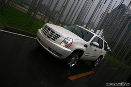 2009款凯雷德Hybrid试驾