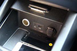 2014款起亚全新速迈1.6T外出试驾