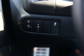 2014款起亚全新速迈1.6T外出试驾