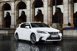 2014款雷克萨斯CT200h