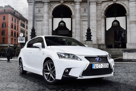 2014款雷克萨斯CT200h