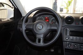 2013款大众捷达1.4L手动舒适型