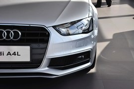 2013款奥迪A4L