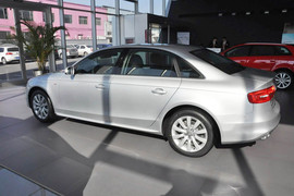 2013款奥迪A4L