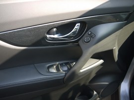 2014款奇骏2.5L