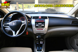 2008款广汽本田锋范试驾