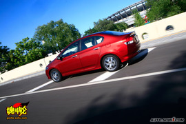 2008款广汽本田锋范试驾