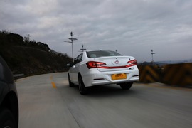 2014款比亚迪秦深度评测