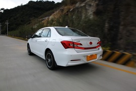 2014款比亚迪秦深度评测