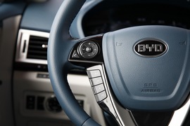 2014款比亚迪秦深度评测