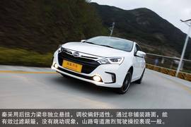 2014款比亚迪秦深度评测