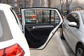 2014款大众高尔夫1.6L手动时尚型