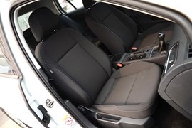 2014款大众高尔夫1.6L手动时尚型