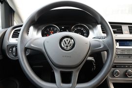2014款大众高尔夫1.6L手动时尚型