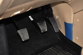 2013款起亚狮跑2.0L