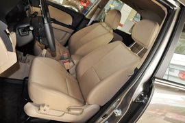 2013款起亚狮跑2.0L