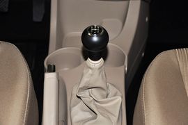 2013款起亚狮跑2.0L