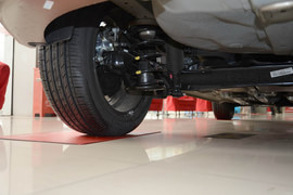 2012款起亚K2两厢1.6L