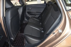 2012款起亚K2两厢1.6L