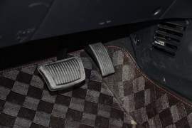 2012款起亚K2两厢1.6L