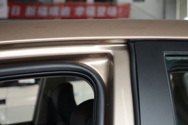 2012款起亚K2两厢1.6L