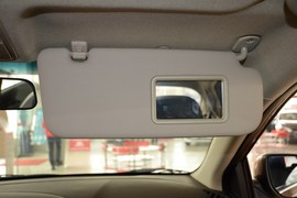 2012款起亚K2两厢1.6L