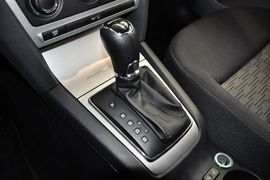 2014款斯柯达明锐1.6L手自一体逸杰版