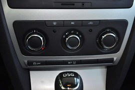 2014款斯柯达明锐1.6L手自一体逸杰版