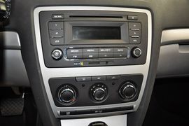 2014款斯柯达明锐1.6L手自一体逸杰版