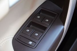 2014款别克君威2.4L