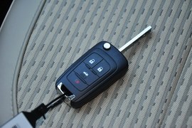2014款别克君威2.4L