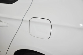 2014款雪铁龙全新爱丽舍1.6L手动舒适型