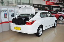 2014款雪铁龙全新爱丽舍1.6L手动舒适型