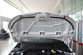 2014款雪铁龙全新爱丽舍1.6L手动舒适型