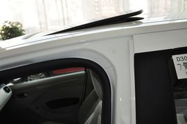 2014款雪铁龙全新爱丽舍1.6L手动舒适型
