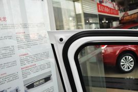 2014款雪铁龙全新爱丽舍1.6L手动舒适型