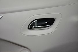 2014款雪铁龙全新爱丽舍1.6L手动舒适型