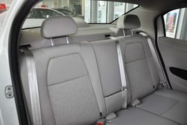 2014款雪铁龙全新爱丽舍1.6L手动舒适型