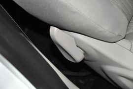 2014款雪铁龙全新爱丽舍1.6L手动舒适型